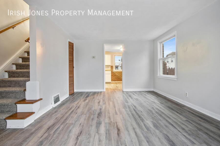 15 Arbour Ln #2RIGHT - Photo 6 of 11