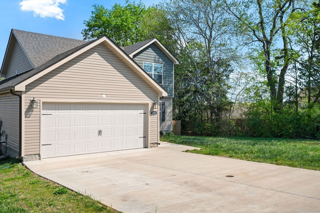 1605 Gramham Ln - Photo 2 of 29