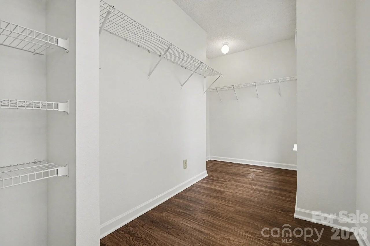 2035 Dunsmore Ln #NA - Photo 4 of 7