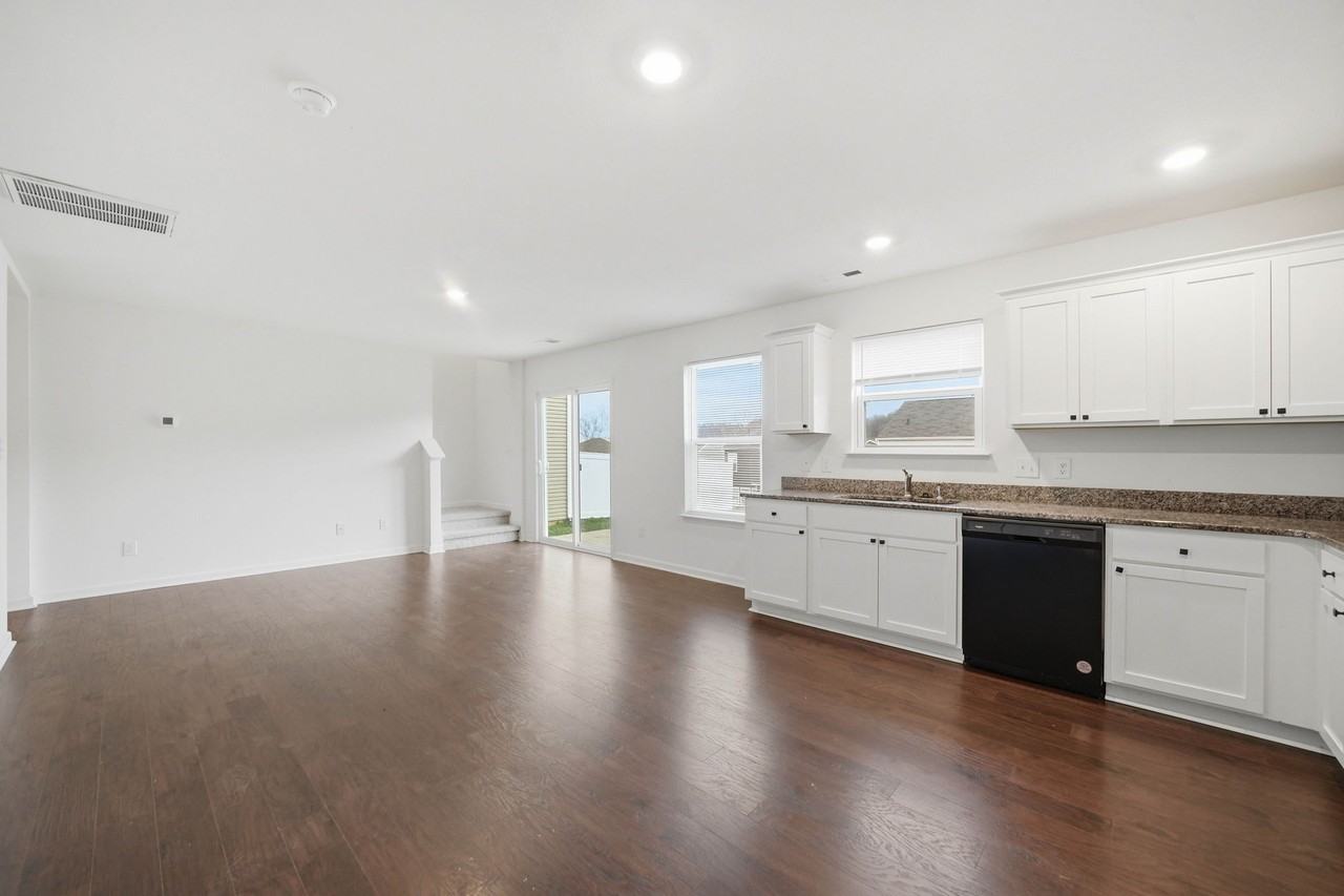 575 Cox Hollow Rd #NA - Photo 5 of 28