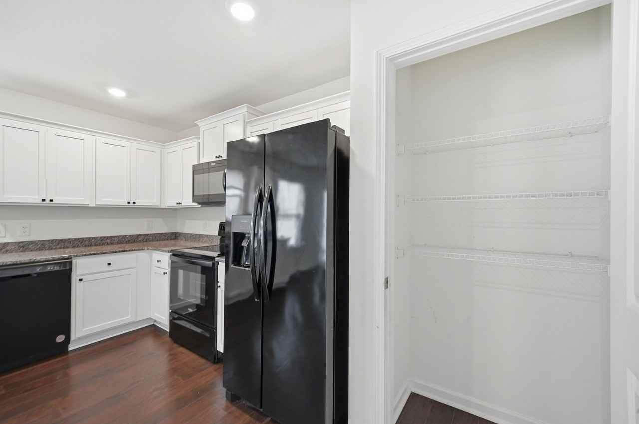 575 Cox Hollow Rd #NA - Photo 6 of 28