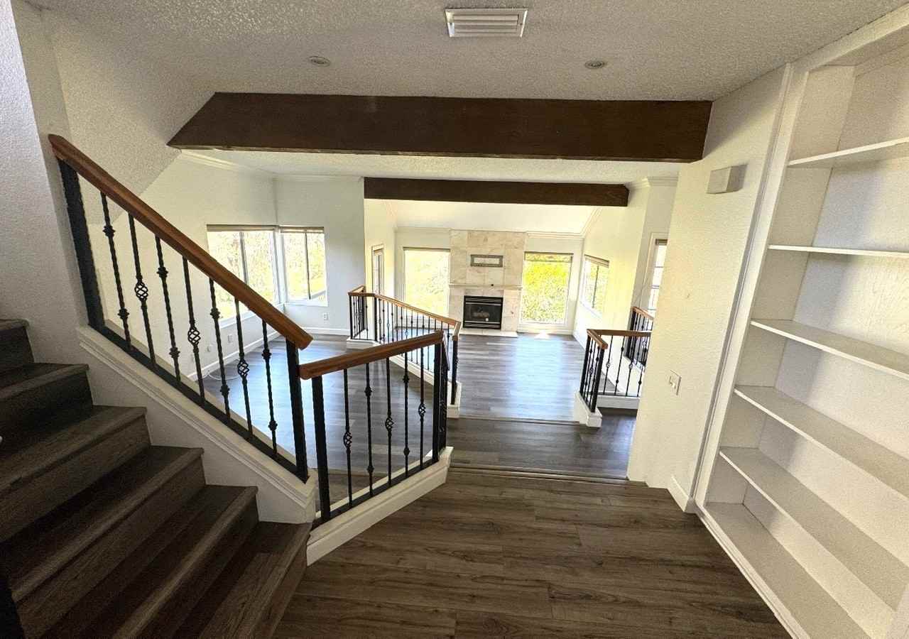 4629 Villas Ct #NA - Photo 3 of 17