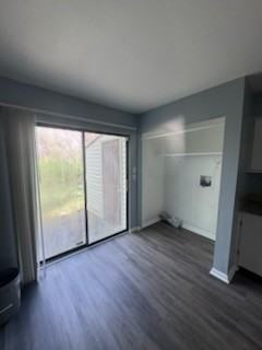 Leeshan Ct #220 - Photo 3 of 7