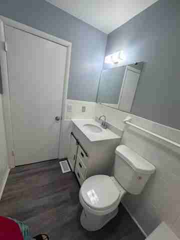 Leeshan Ct #220 - Photo 7 of 7