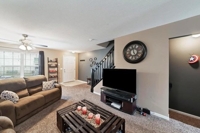 7274 Colonial Affair Dr #7274 - Photo 4 of 15