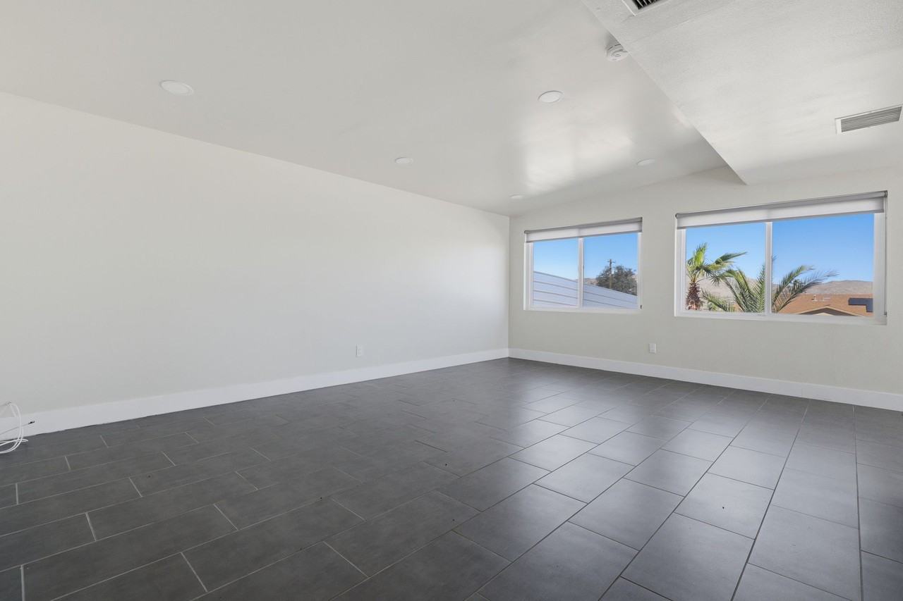 61495 La Jolla Dr #NA - Photo 5 of 26