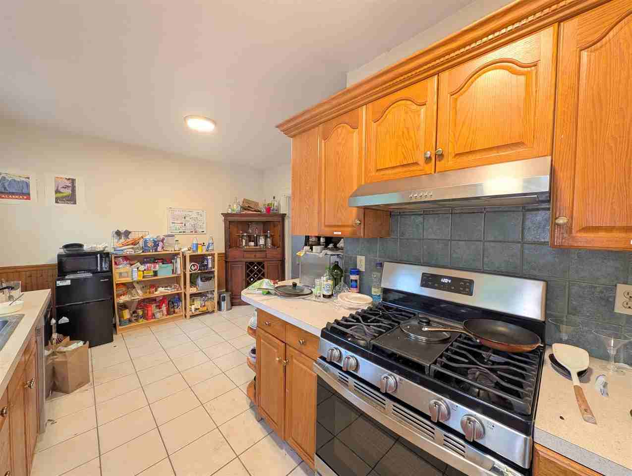 16 Curtis St #2 - Photo 3 of 27