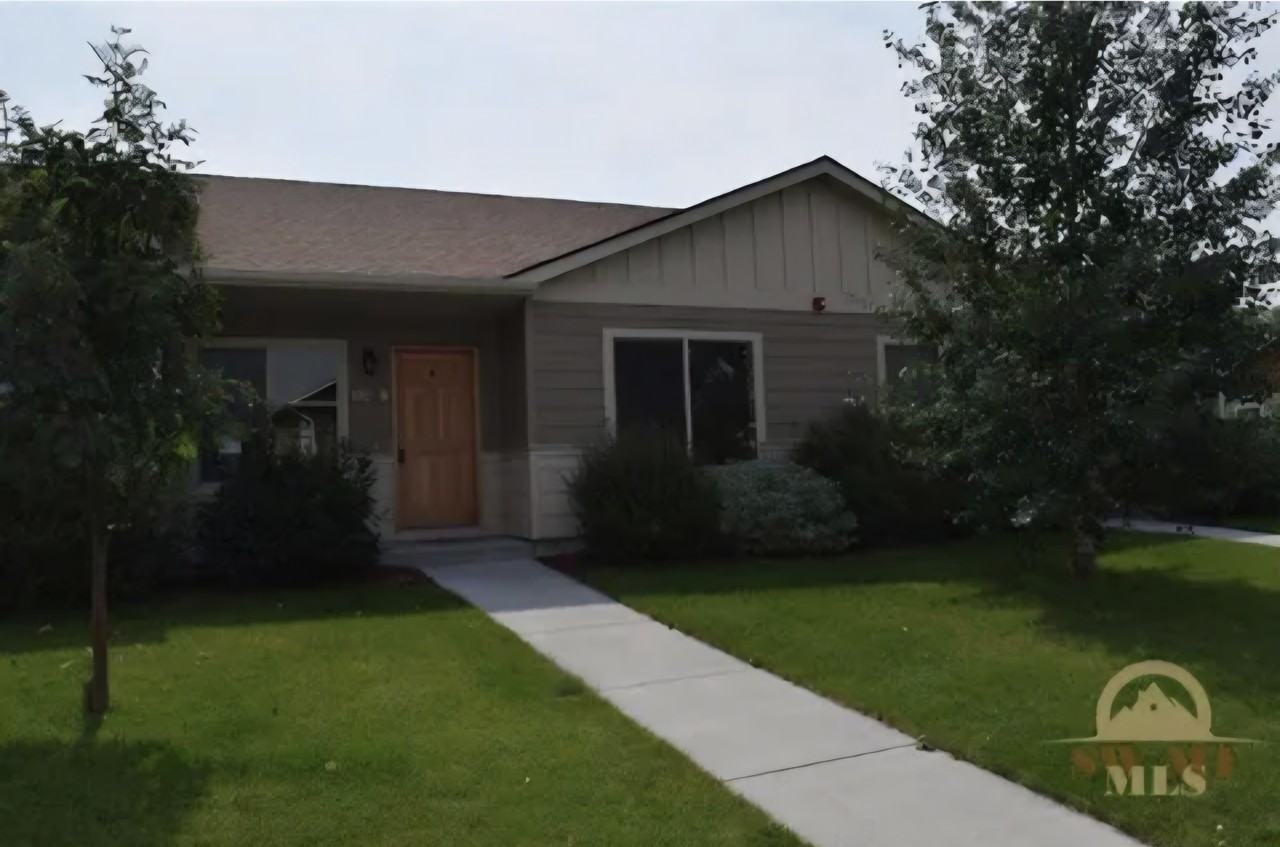 192 Talon Way #B - Photo 3 of 5