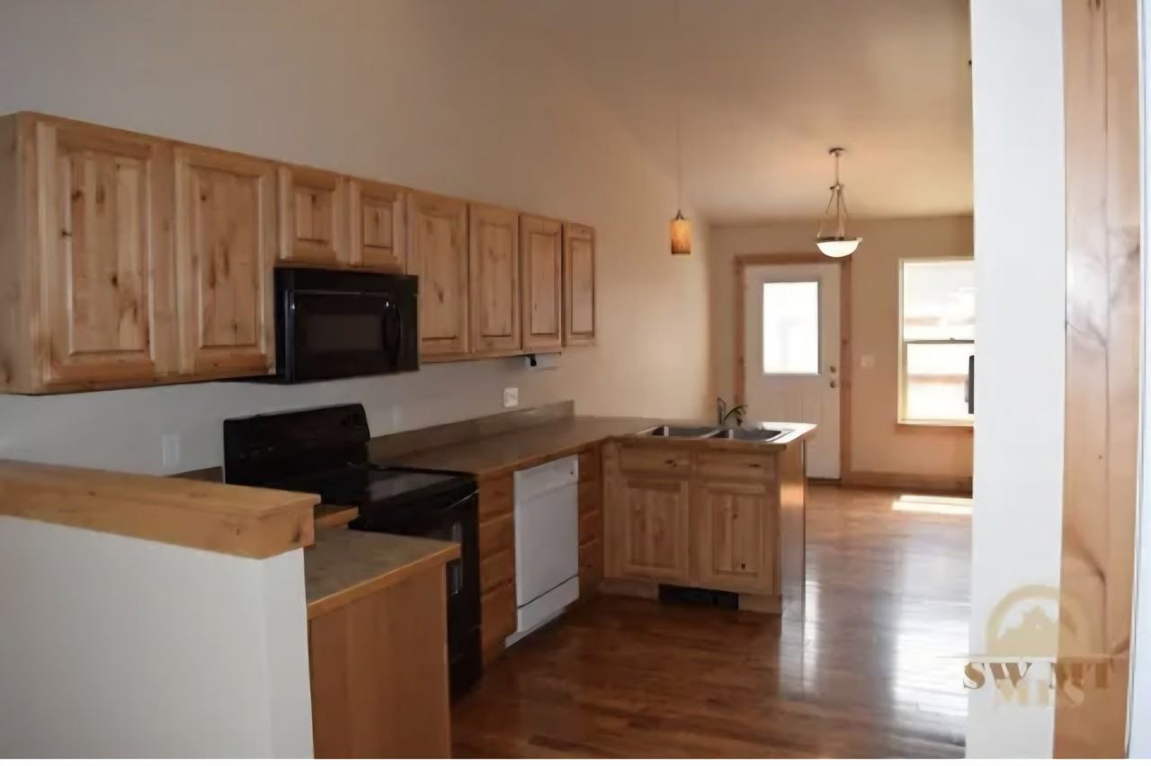 192 Talon Way #B - Photo 4 of 5