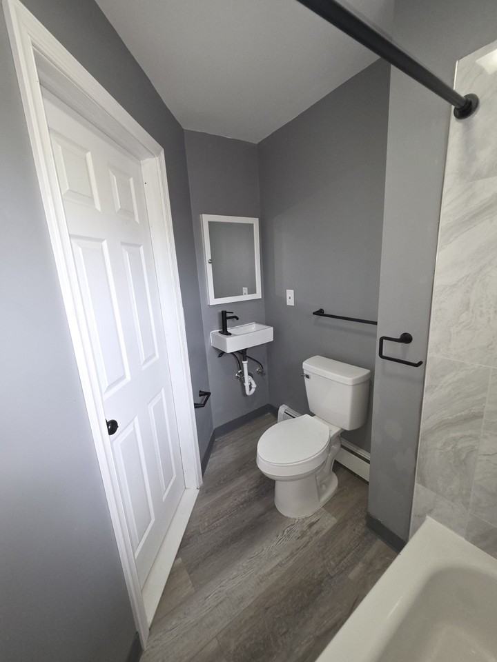 105 Walnut Ave #2 - Photo 7 of 11