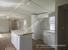 featured image of 1306 Russell Dr #28