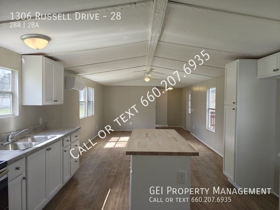 1306 Russell Dr #28 - Photo 6 of 9