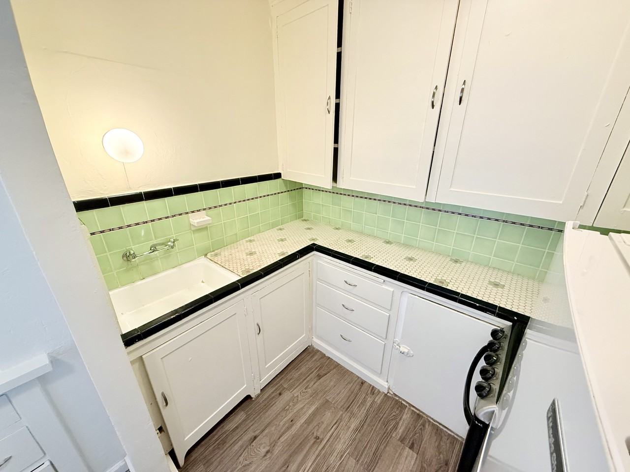 120 S 300 E #107 - Photo 4 of 8