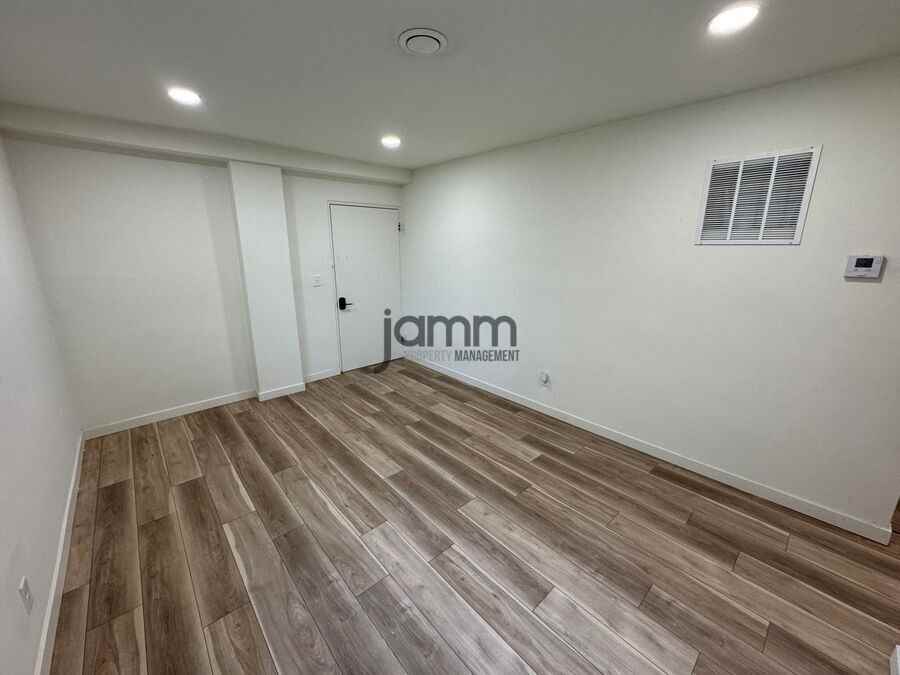 18997 Hilliard Blvd #1 - Photo 7 of 15