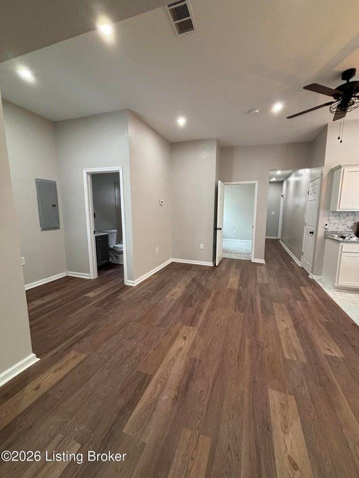 2416 Garland Ave #NA - Photo 2 of 10