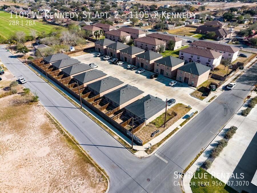 1105 W Kennedy St Apt 2 - Photo 2 of 13