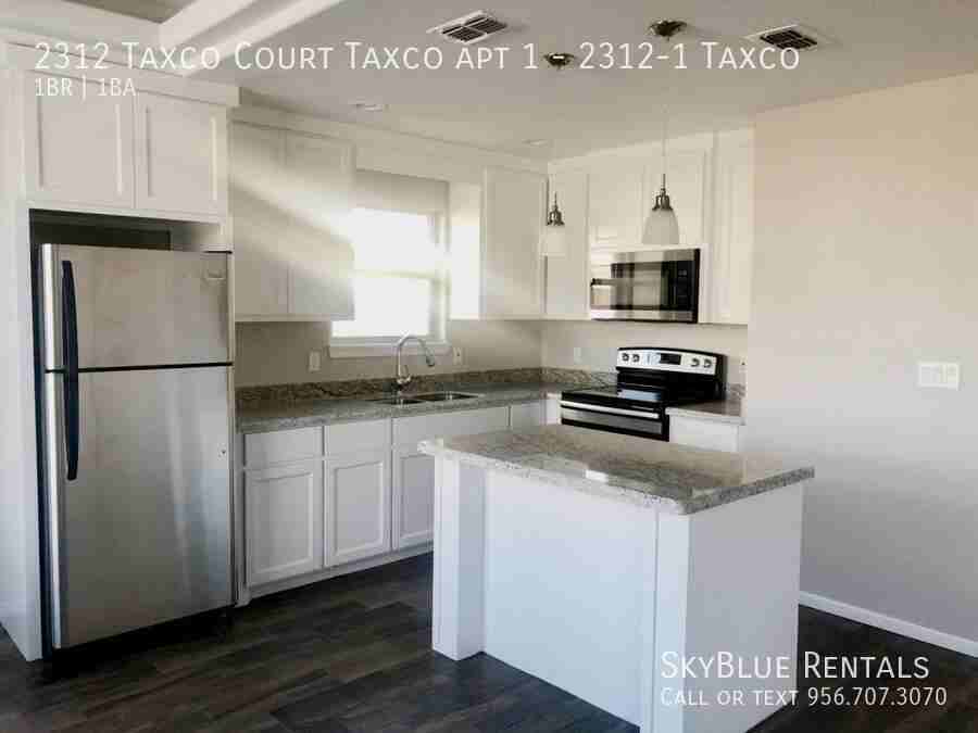 2312 Taxco Ct Apt 1 - Photo 5 of 8