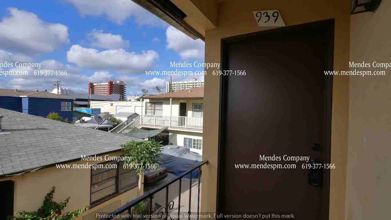 939 Hoover Ave - Photo 2 of 16