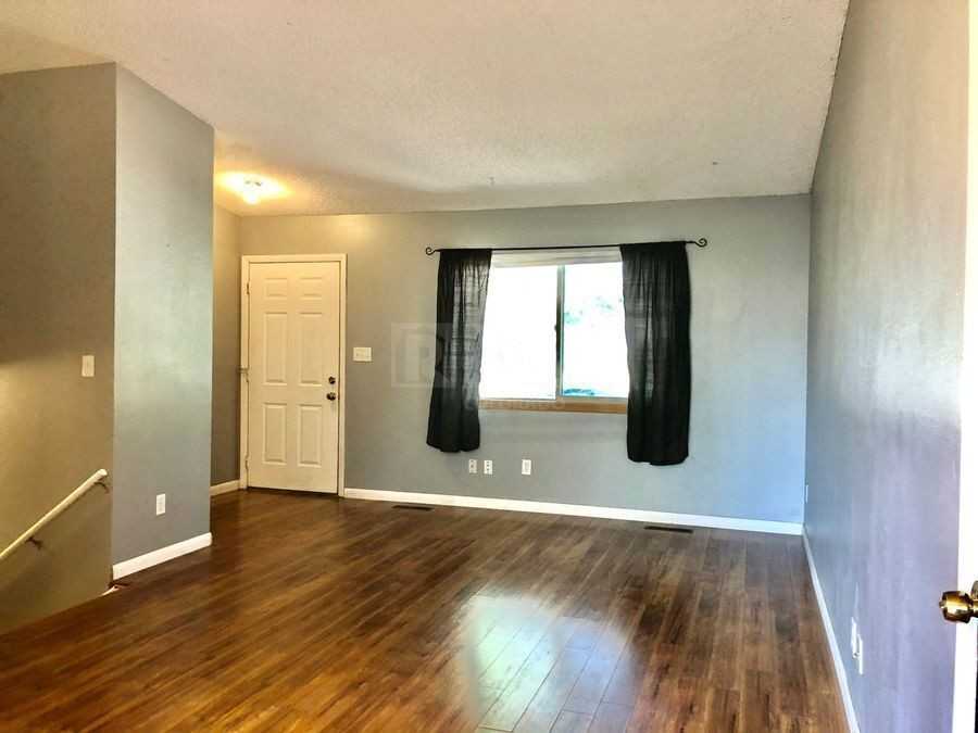 1943 Dorset Dr - Photo 3 of 20