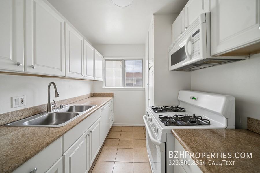 1051 S Holt Ave #E - Photo 4 of 12