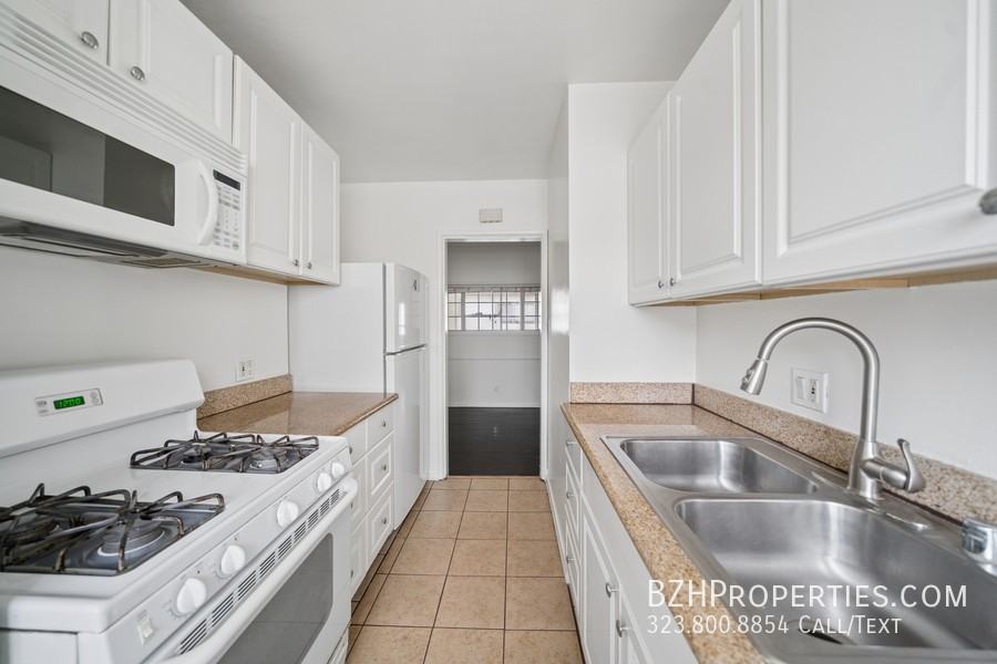 1051 S Holt Ave #E - Photo 5 of 12