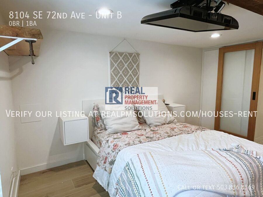 8104 Se 72nd Ave #B - Photo 5 of 27