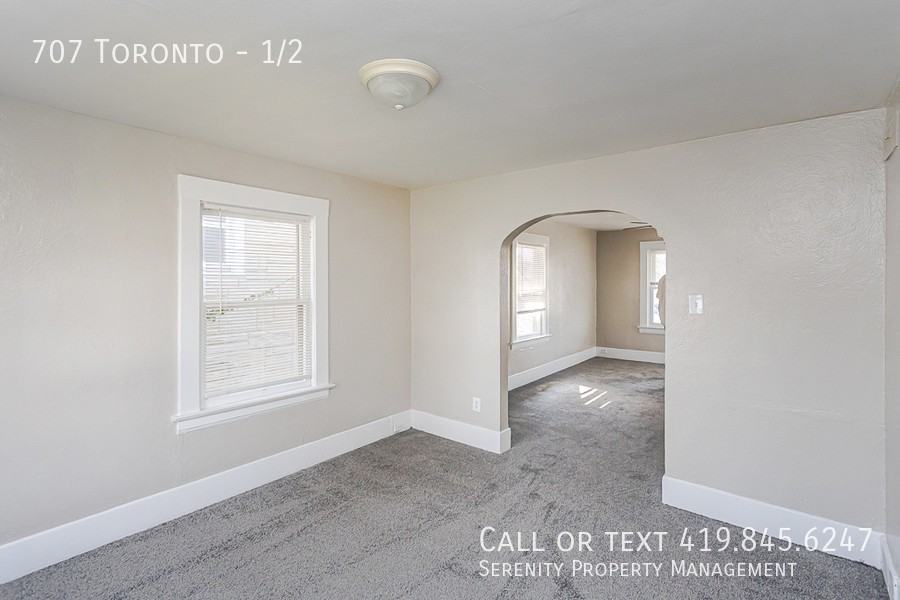 707 Toronto Ave #1-2 - Photo 6 of 12