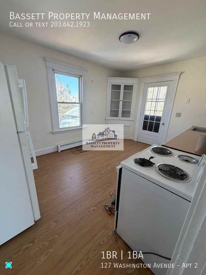 127 Washington Ave Apt 2 - Photo 4 of 23