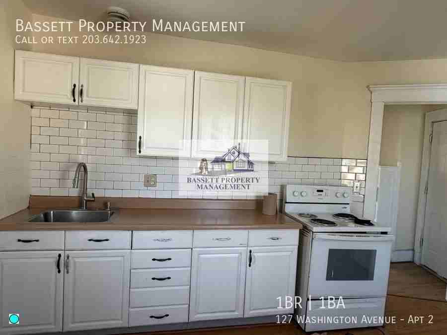 127 Washington Ave Apt 2 - Photo 5 of 23