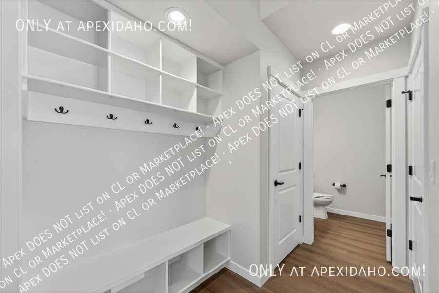 405 N Fritts Ave - Photo 5 of 42