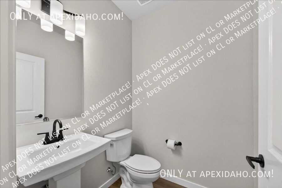 405 N Fritts Ave - Photo 6 of 42