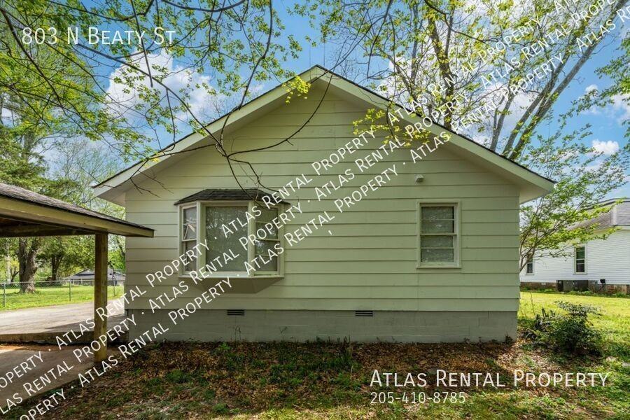 803 N Beaty St - Photo 3 of 19