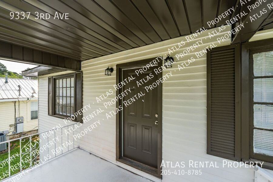9337 3rd Ave - Photo 4 of 18