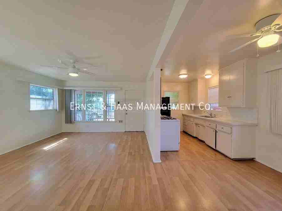 355 E 60th St - Photo 7 of 22