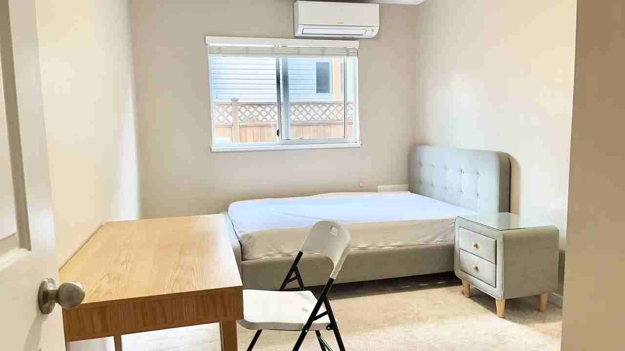 14958 97 Avenue - Photo 5 of 11