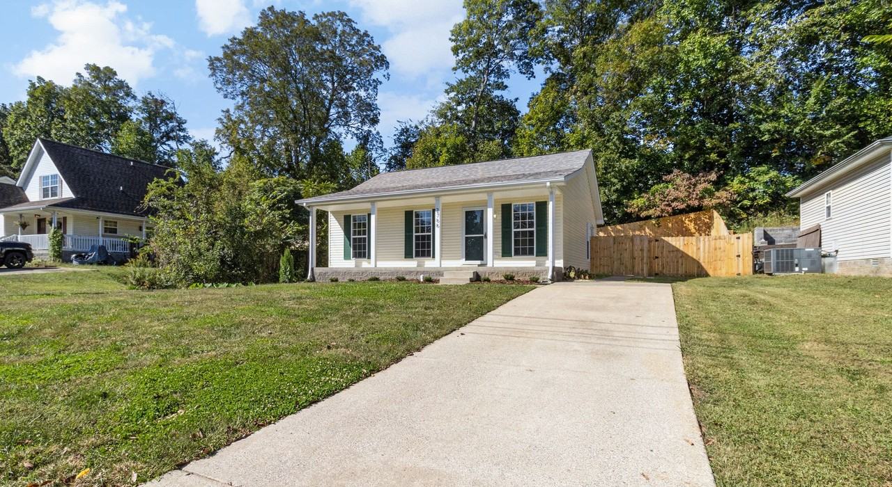 2766 Applemill Ct - Photo 6 of 31