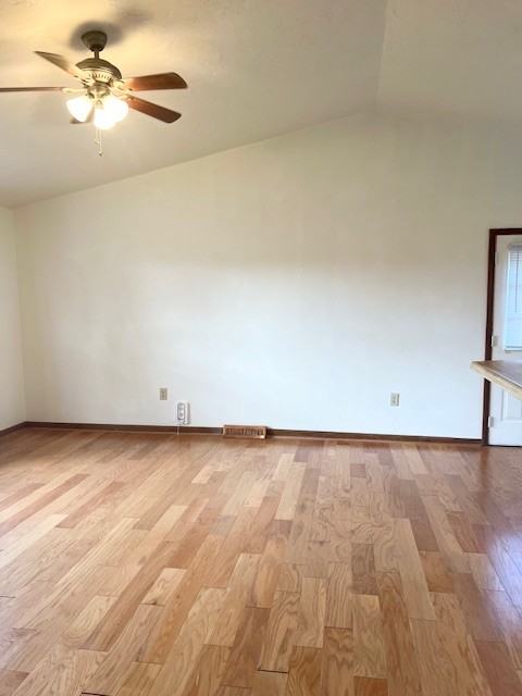 1620 18th St Se #NA - Photo 5 of 26