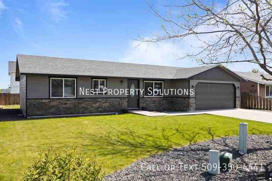 529 Monarch St - Photo 2 of 23