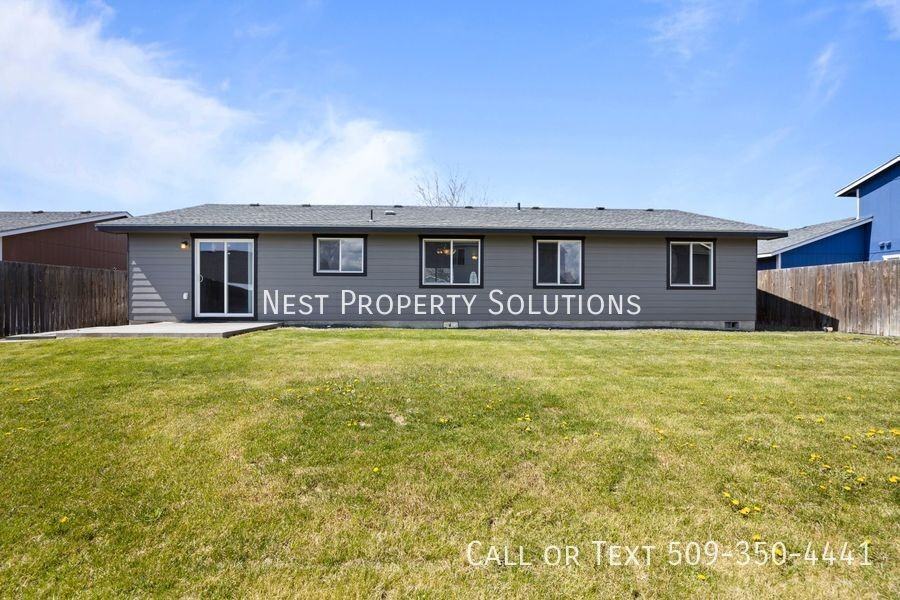 529 Monarch St - Photo 3 of 23