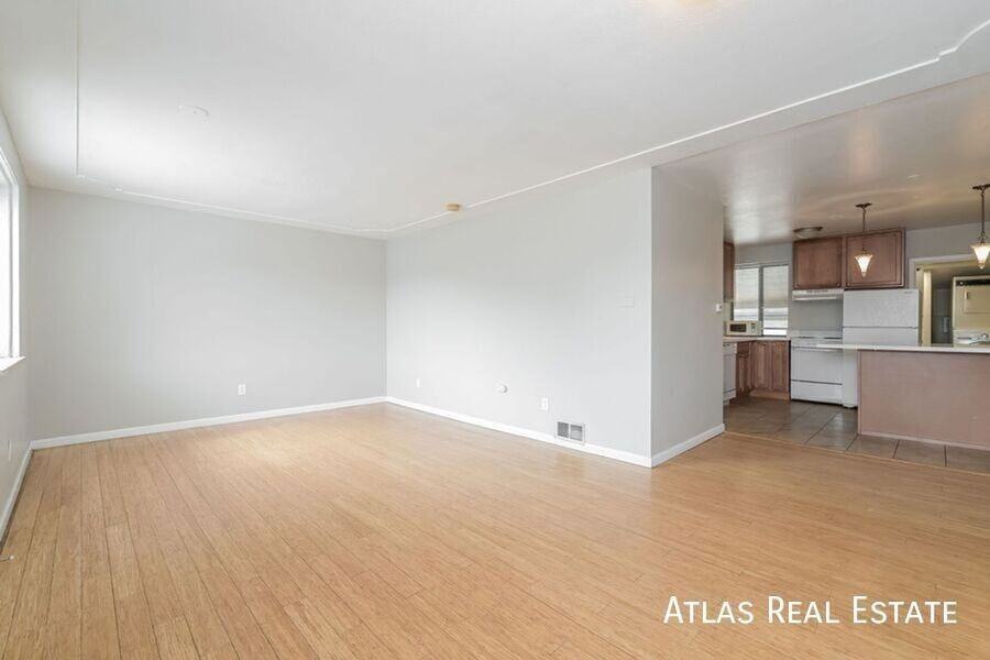 1533 W 34th Ave - Photo 6 of 15