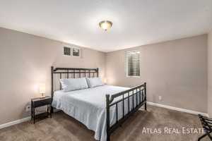 featured image of 7472 Beach Ct