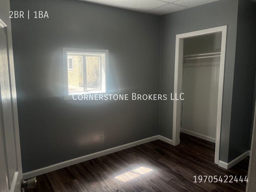 215 Edmunds St - Photo 6 of 7