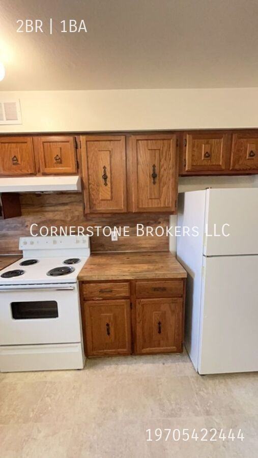 222 Applewood St - Photo 6 of 13