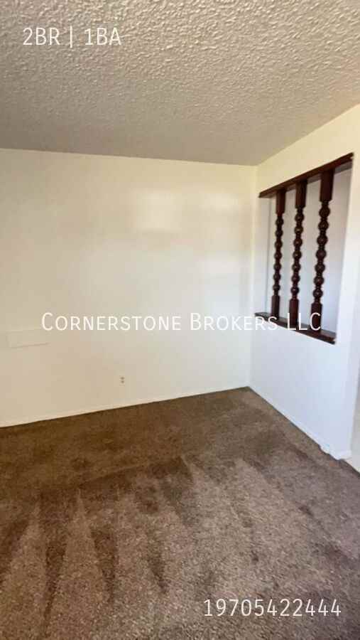 222 Applewood St - Photo 7 of 13