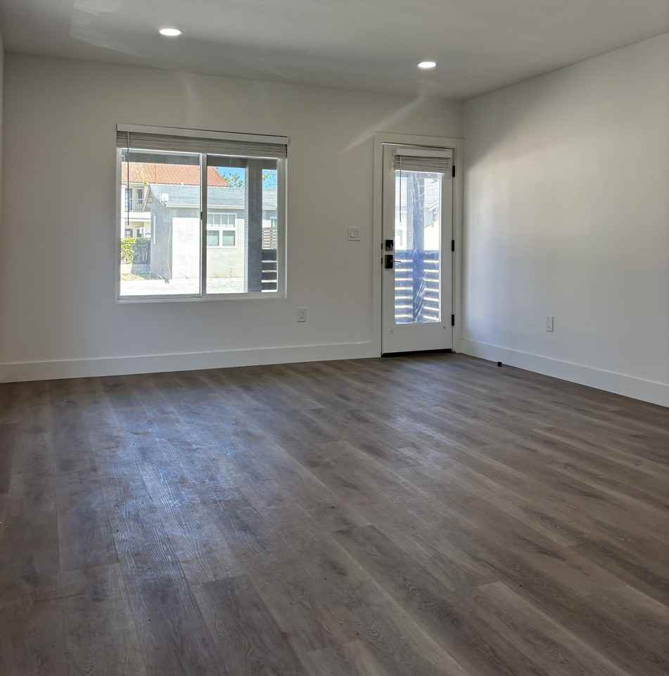 328 S Halcyon Rd #NA - Photo 3 of 13