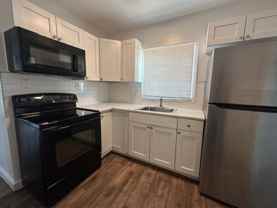 Hummingbird H16 - Photo 1 of 1