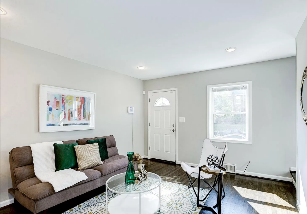 150 35th St Ne - Photo 3 of 15