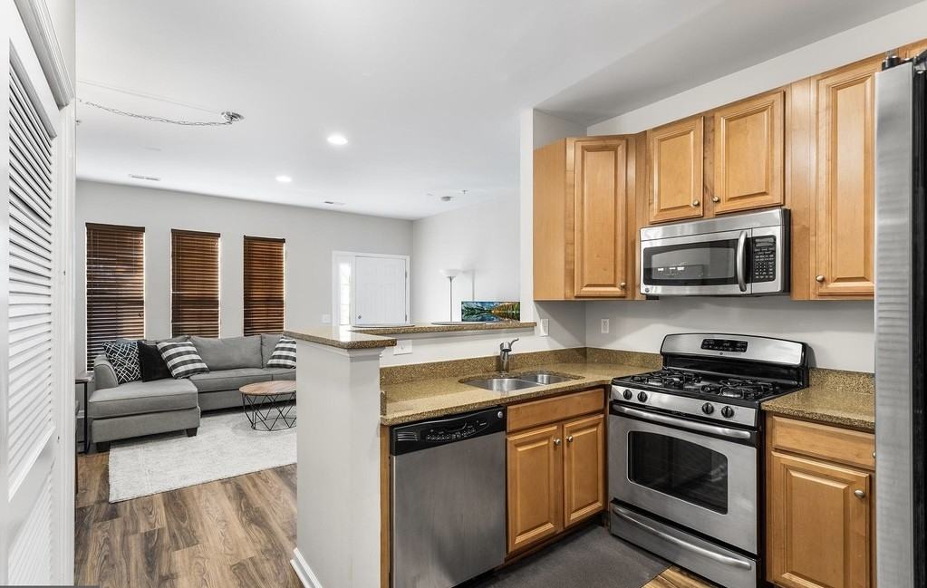 834A South Warren Street #834 A - Photo 4 of 9