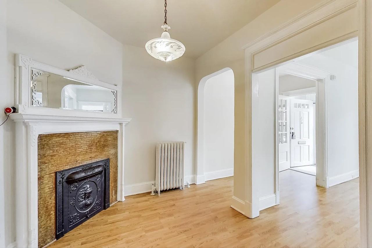 137 R St Ne - Photo 5 of 26