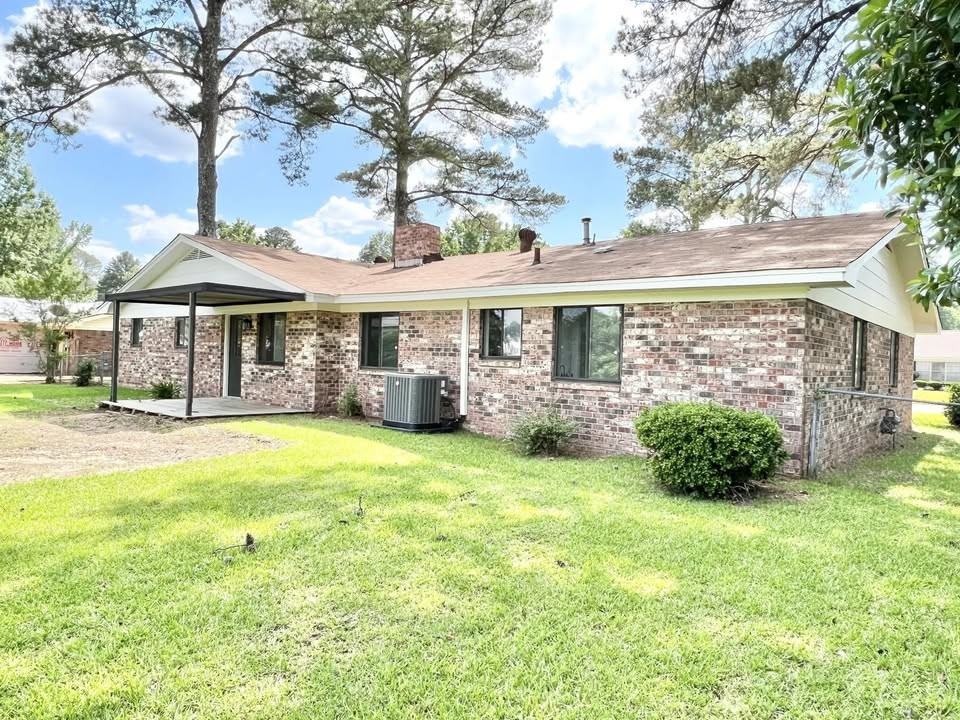 3412 Camellia Cir #NA - Photo 5 of 35